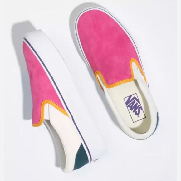 Vans Slip On Sneakers - Picture 2 of 5